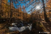 cascade fontcouverte ecume rayon soleil