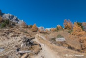sentier beraudes debut ascension sous le lac